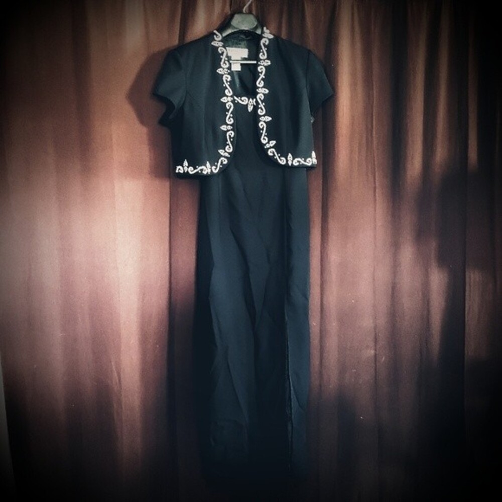 Macabre Quinceanera Evening Gown Prom Dress w/ Beaded Sequin Jacket - Size 16
